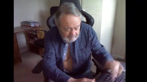 erasmus_d online show from 21, 10, 2025
