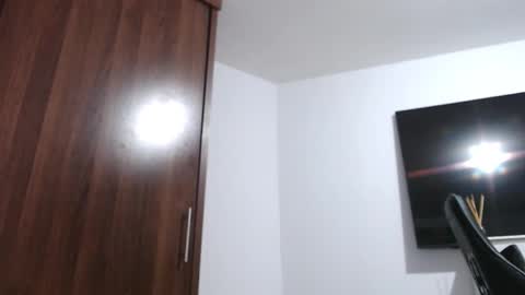 eren_smith online show from 5, 3, 2026