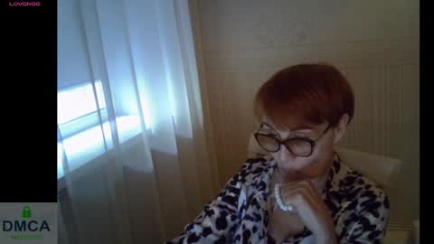Snapshot of erica_lynn chatting on 15, 5, 2026 erica_lynn online show from 15, 5, 2026