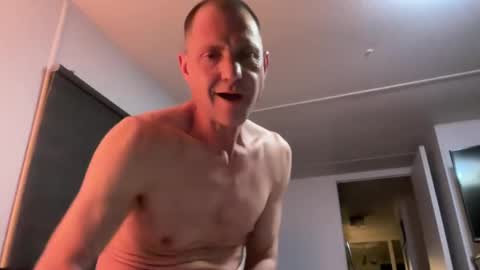 skoooozle online show from 5, 3, 2025