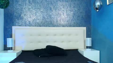   online show from 30, 9, 2025