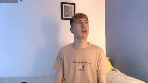 Snapshot of erik_golden_ chatting on 15, 6, 2026 I am Erik online show from 15, 6, 2026