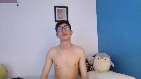 Snapshot of erik_golden_ chatting on 28, 7, 2026 I am Erik online show from 28, 7, 2026