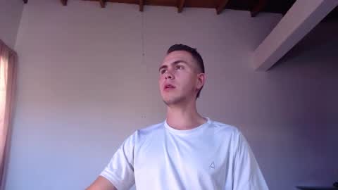 Snapshot of erik_rodriguez chatting on 15, 1, 2025 Erik rodriguez online show from 15, 1, 2025