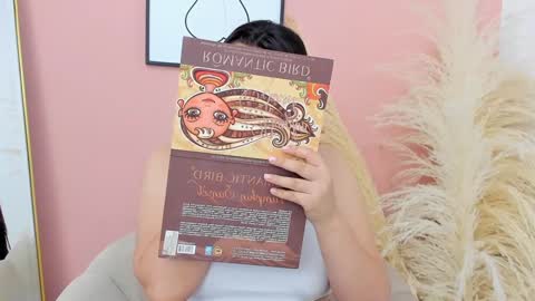 Snapshot of erika_mendez1 chatting on 8, 1, 2025 Erika Mendez online show from 8, 1, 2025