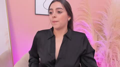 Snapshot of erika_mendez1 chatting on 11, 1, 2025 Erika Mendez online show from 11, 1, 2025