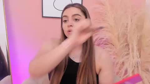 Snapshot of erika_mendez1 chatting on 4, 3, 2025 Erika Mendez online show from 4, 3, 2025