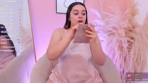 Snapshot of erika_mendez1 chatting on 18, 10, 2025 Erika Mendez online show from 18, 10, 2025