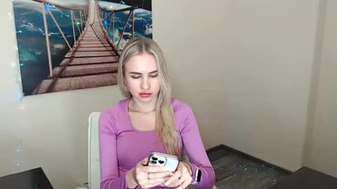 Erika online show from 22, 1, 2025