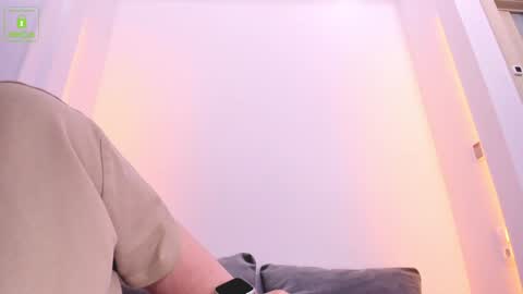 Erika online show from 17, 12, 2024