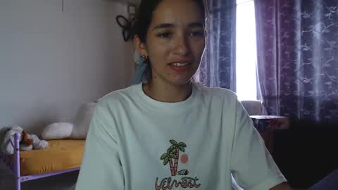 erina_1 online show from 4, 2, 2025