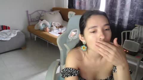 erina_1 online show from 7, 6, 2026