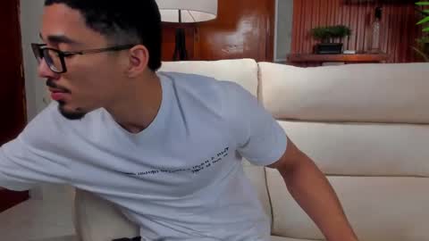 Snapshot of eros_becker_ chatting on 23, 4, 2026 eros_becker_ online show from 23, 4, 2026