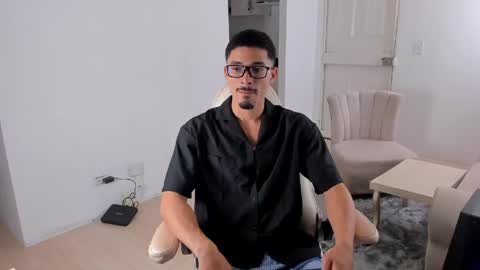 Snapshot of eros_becker_ chatting on 31, 5, 2026 eros_becker_ online show from 31, 5, 2026