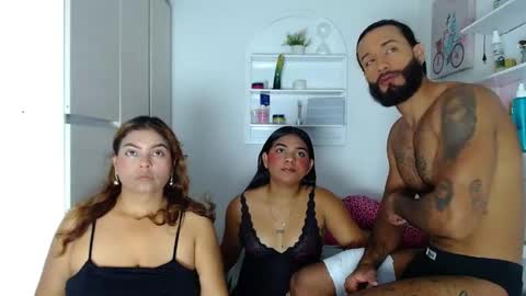 Snapshot of erotic_spa chatting on 23, 4, 2026 EROTIC SPA online show from 23, 4, 2026
