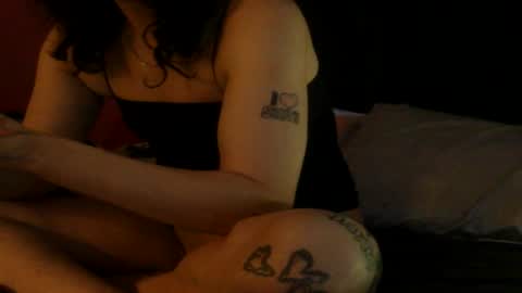 Snapshot of erotica_angel chatting on 16, 1, 2026 Nikki Erotica online show from 16, 1, 2026