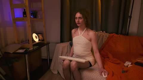 Rachel Rach online show from 2, 12, 2025