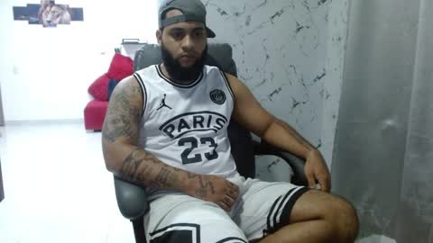 Snapshot of eroticoblack chatting on 7, 6, 2026 Eroticoblack online show from 7, 6, 2026