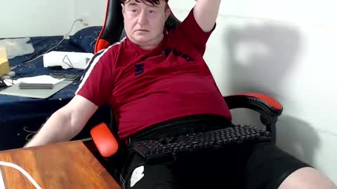 Tom Delaney online show from 5, 1, 2025