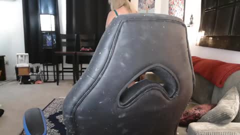 Snapshot of eroticsiren2 chatting on 16, 1, 2025 EroticSiren2 online show from 16, 1, 2025