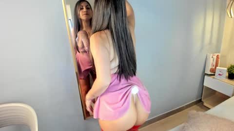 Escarlet online show from 18, 1, 2025