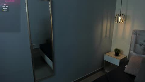 Escarlet online show from 12, 3, 2026