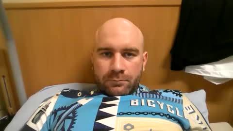 Esenuzet69 online show from 29, 3, 2026