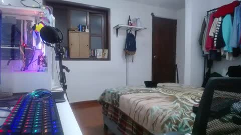 Snapshot of esjrobles chatting on 22, 1, 2025 Esteban online show from 22, 1, 2025