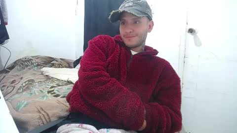 Snapshot of esjrobles chatting on 17, 10, 2025 Esteban online show from 17, 10, 2025