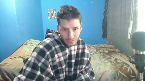 Snapshot of esjrobles chatting on 2, 8, 2026 Esteban online show from 2, 8, 2026