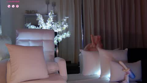 Esther online show from 3, 2, 2026