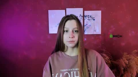 esme_moore_ online show from 14, 10, 2025