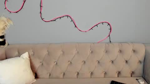 Snapshot of esme_runn chatting on 3, 2, 2025 Esme Runn online show from 3, 2, 2025