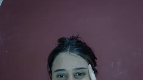 esmeralda online show from 27, 5, 2026