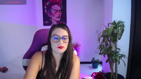 Esmeralda online show from 14, 11, 2025