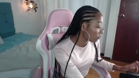 esmeralda_bk online show from 22, 1, 2025