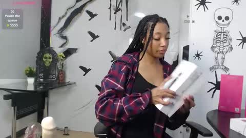 esmeralda_bk online show from 23, 10, 2025