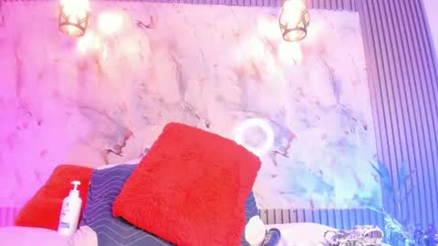 esmeralda online show from 20, 2, 2025