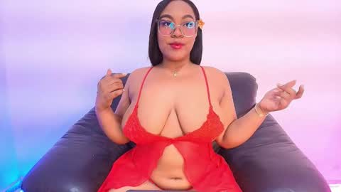 esmeralda online show from 27, 9, 2025
