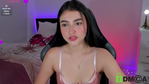 Esmeralda online show from 13, 5, 2026