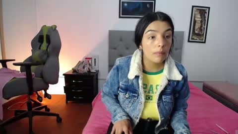 Perla online show from 9, 10, 2025