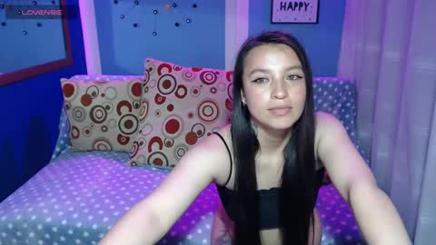 Snapshot of esmerraldaa_mia chatting on 8, 2, 2025 Esmeralda online show from 8, 2, 2025