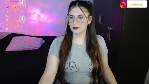 Snapshot of espagamer5 chatting on 3, 1, 2025 Xbebetax online show from 3, 1, 2025