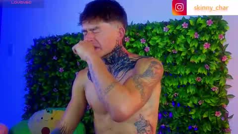 Esteban independent model online show from 12, 10, 2025