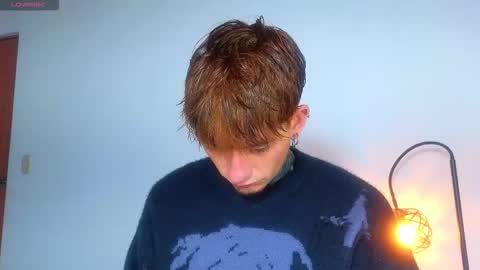 Esteban independent model online show from 28, 11, 2025