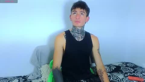 Esteban independent model online show from 13, 7, 2026