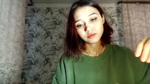 estellekirbo online show from 15, 2, 2026