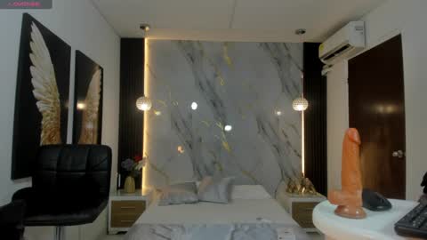 Estephany online show from 17, 1, 2025