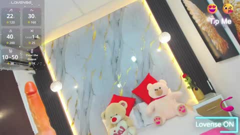 Estephany online show from 23, 2, 2025