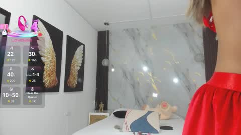 Estephany online show from 30, 10, 2025